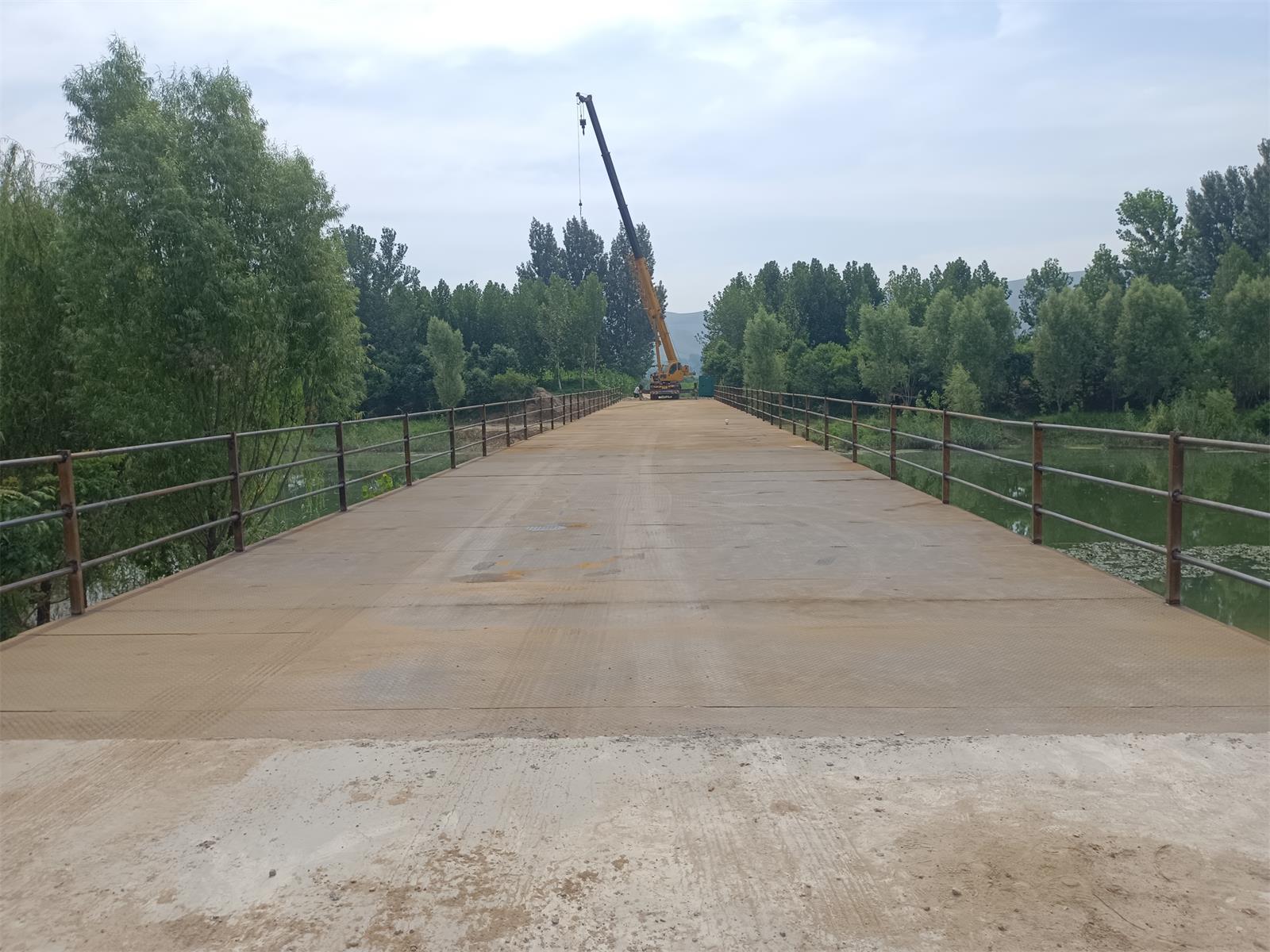 湖南浩潤路橋機(jī)械有限公司,郴州公路鋼橋設(shè)計(jì)制造加工,郴州鋼管樁橋梁設(shè)計(jì)制造加工 湖南浩潤路橋機(jī)械有限公司,郴州公路鋼橋設(shè)計(jì)制造加工,郴州鋼管樁橋梁設(shè)計(jì)制造加工